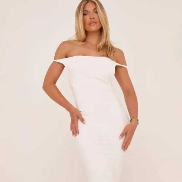 Cheap Bardot Ruched Bum Twisted Detail Maxi Dress In Maxi Dresses
