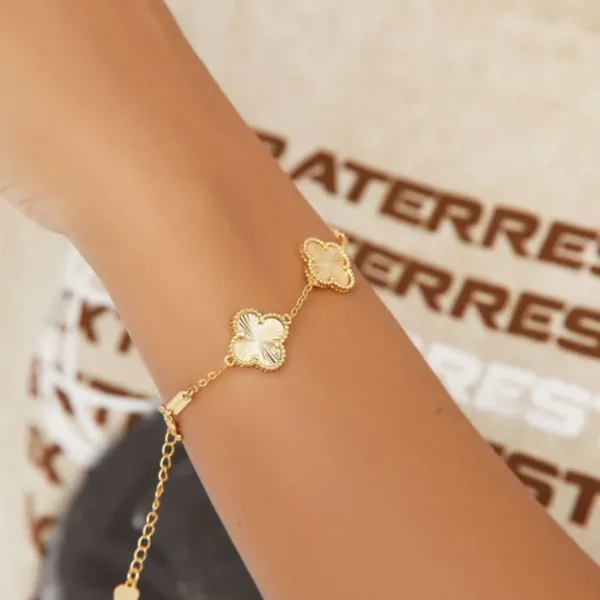 Best Sale Clover Detail Bracelet In Winter Sun | Jewellery