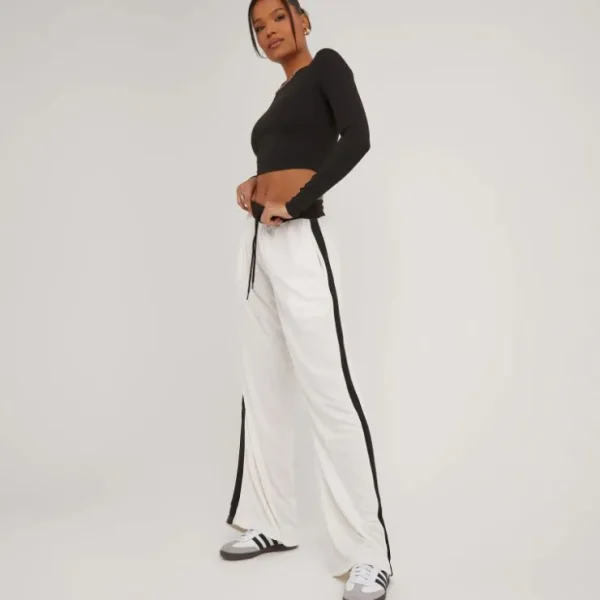Sale High Waist Contrast Stripe Detail Wide Leg Joggers In Cream Activewear