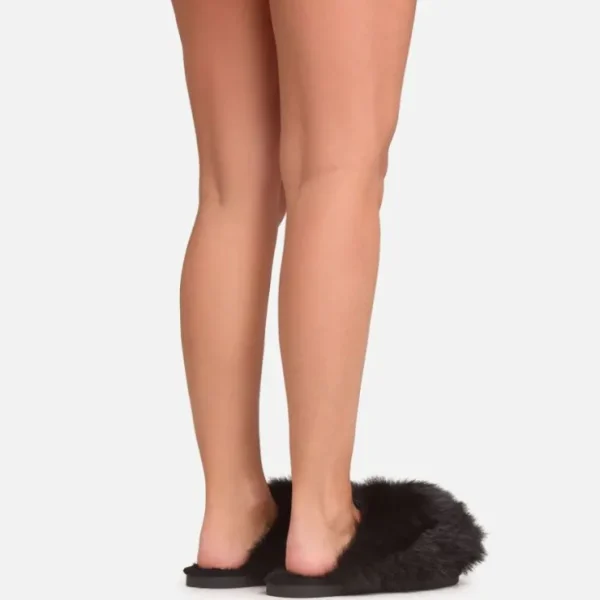 Best Sale Kyrie Closed Toe Flat Slipper In Faux Fur Slippers | Slippers